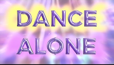 Sapa Penggemar dengan Single Bermelodi Easy Listening! Ini Lirik Lagu 'Dance Alone' Milik Sia Ft Kylie Minogue