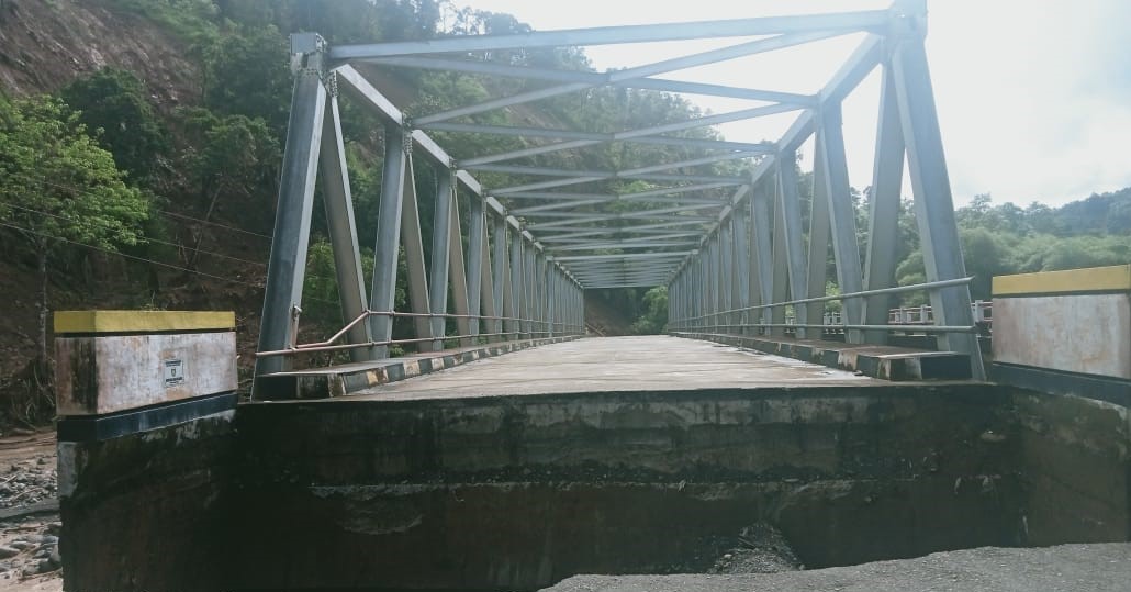 Jembatan Terbis, Forum Kades Gumay Ulu Layangkan Surat Terbuka ke Gubernur, Begini Bunyinya