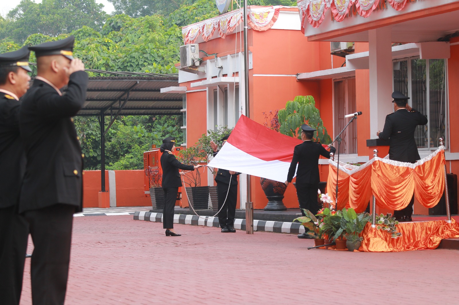 Upacara HUT RI di Basarnas Sumsel, Hery: Perbaiki Reputasi Korps Baju Orange!