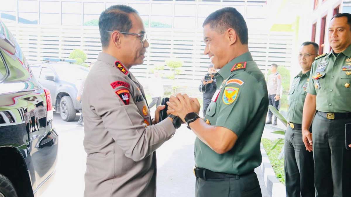 Kunjungi Rekan Seangkatan, Kapolda Sumsel dan Pangdam II Sriwijaya Sepakat Kuatkan Sinergitas TNI Polri