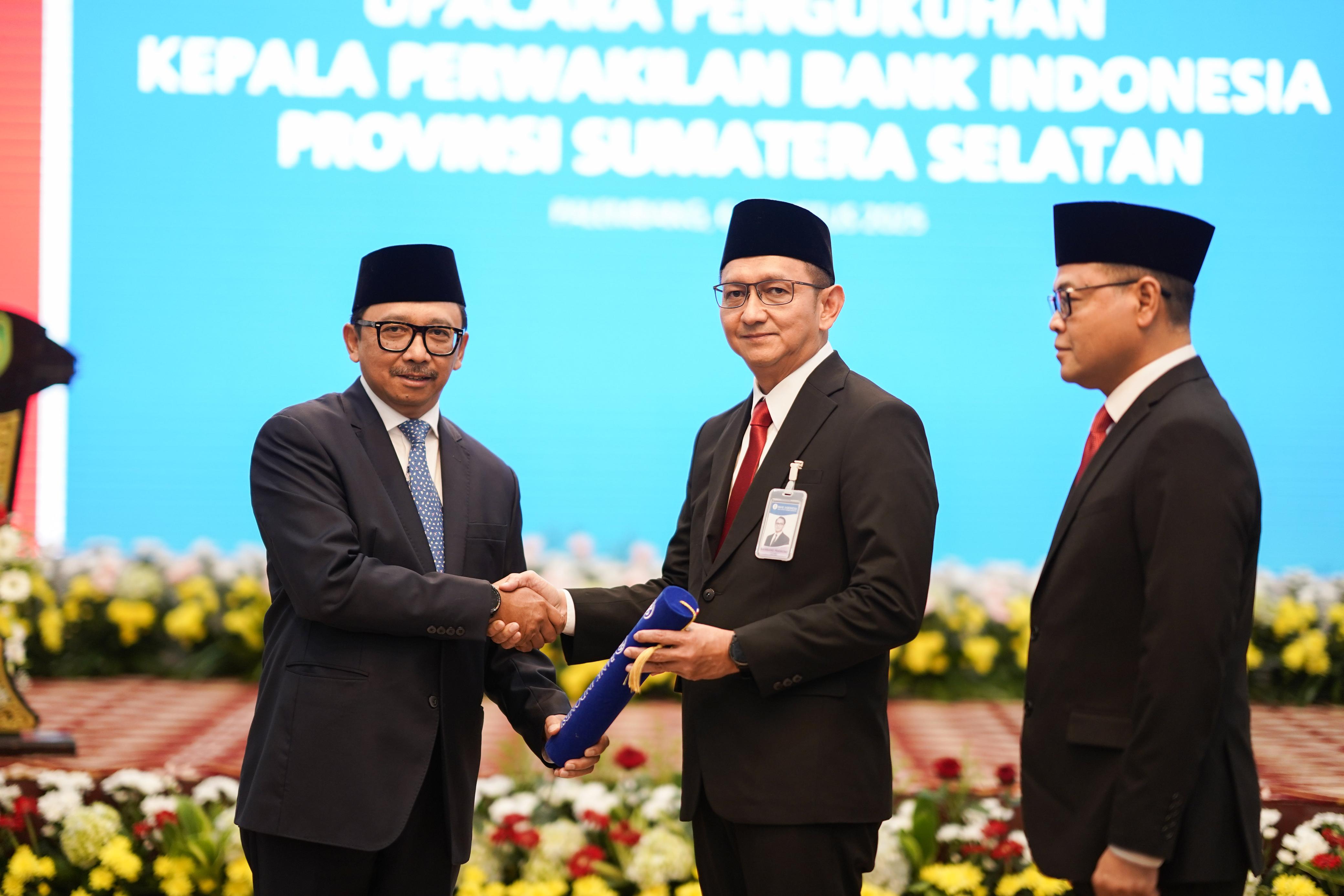 Bambang Pramono Resmi Dikukuhkan sebagai Kepala Kanwil BI Provinsi Sumatera Selatan 