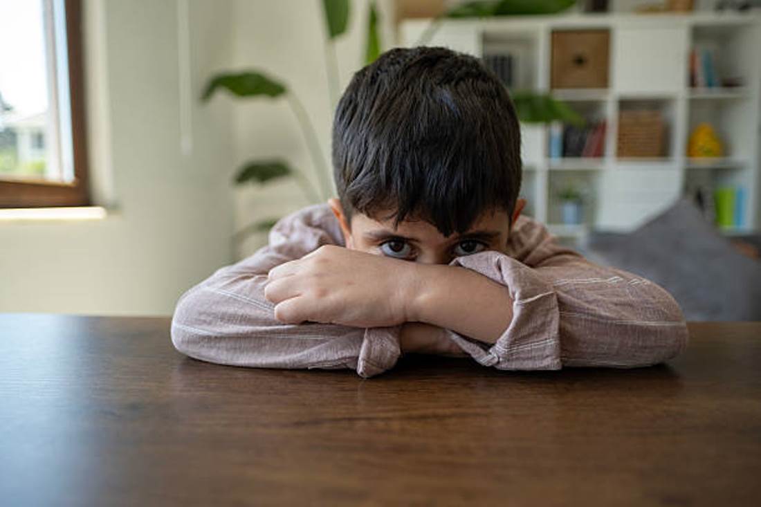 Guru Harus Waspada dengan Murid Pendiam, Ini 4 Alasannya