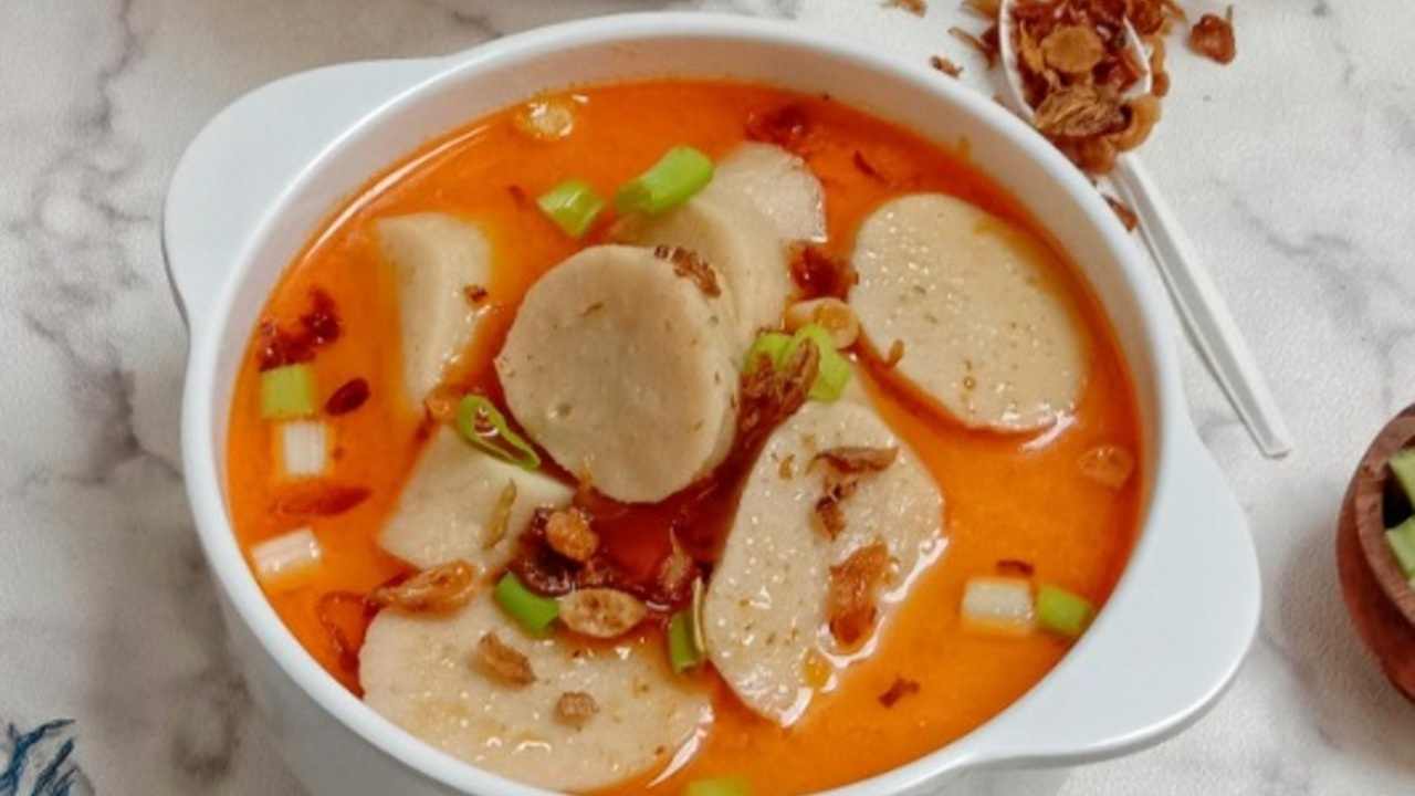 Takjil Khas Palembang Ini Sering Tertukar, Burgo, Celimpungan, Lakso dan Laksan Ternyata Berbeda!