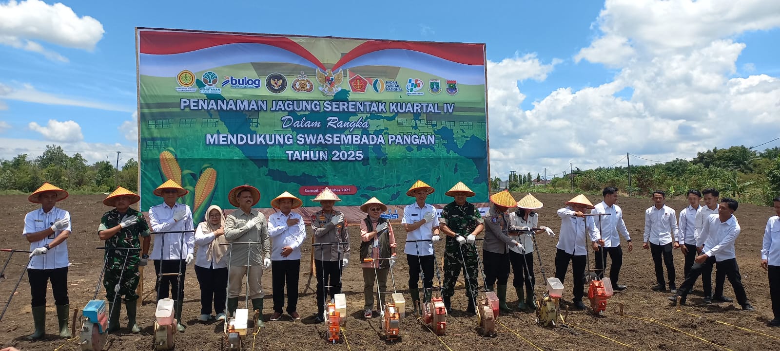 Penanaman Jagung Serentak Kuartal IV, Wujud Sinergi Polri dan Pemerintah Dukung Swasembada Pangan Nasional