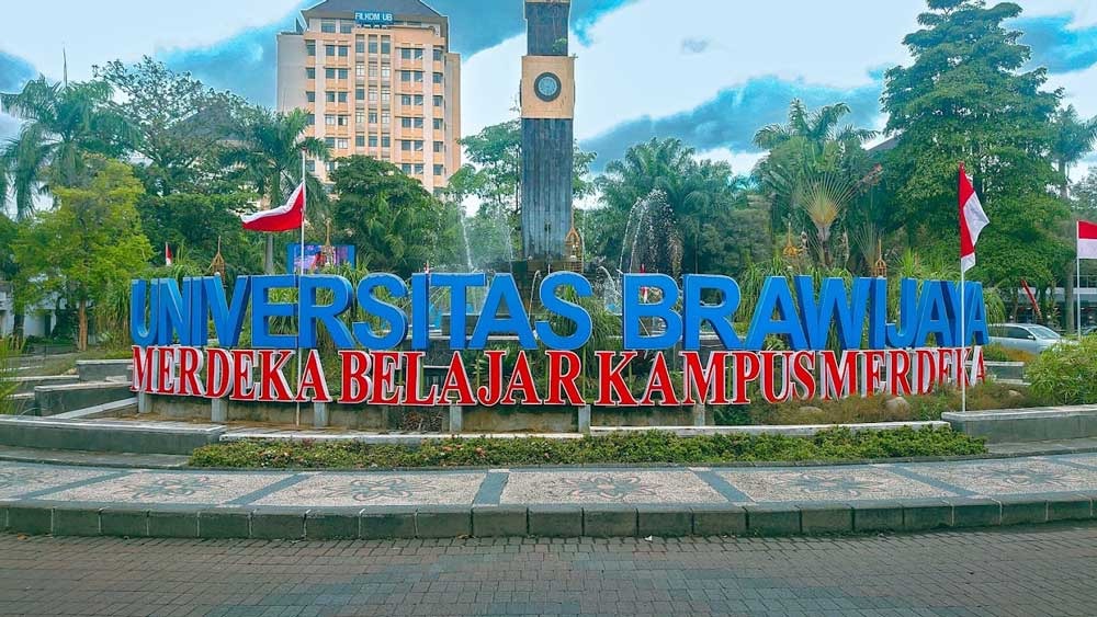 Lulusannya Anti Nganggur! Ini 4 Kampus Terbaik di Jawa Timur versi QS WUR 2024, Nomor 3 Idaman MABA