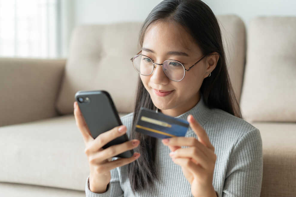 MUDAH BINGITS! Cara Pengajuan Pinjaman Online Rp500 Juta dari Livin By Mandiri, Modal HP dan KTP Aja