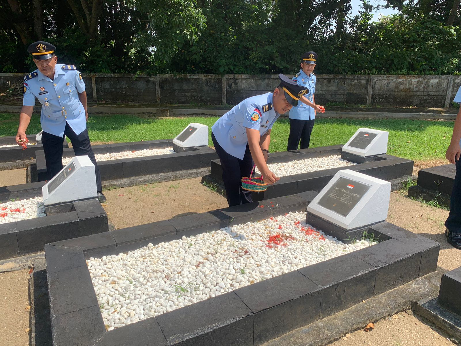  Jajaran Lapas Sekayu Lakukan Ziarah ke Taman Makam Pahlawan, Kenapa!