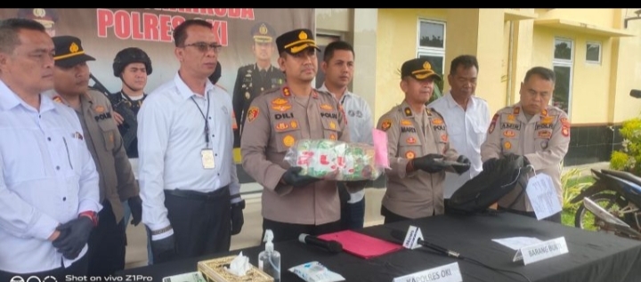 Detik-Detik Penangkapan Kurir Paket 4,3 Kg ‘Guanyinwang’ dari Palembang ke OKI 