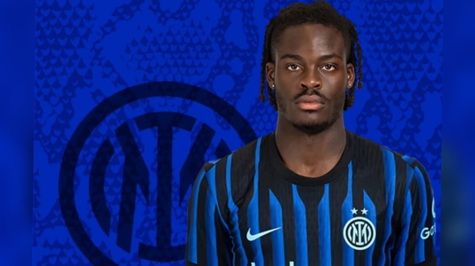 Bek Jerman Pastikan Bertahan di Inter Milan dengan Kontrak Baru