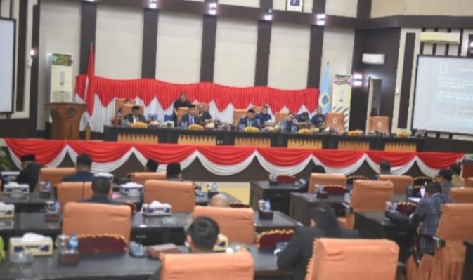 Bupati Muchendi Sepakati Rekomendasi DPRD OKI Dalam Rapat Paripurna Penyampaian LKPJ 2024 