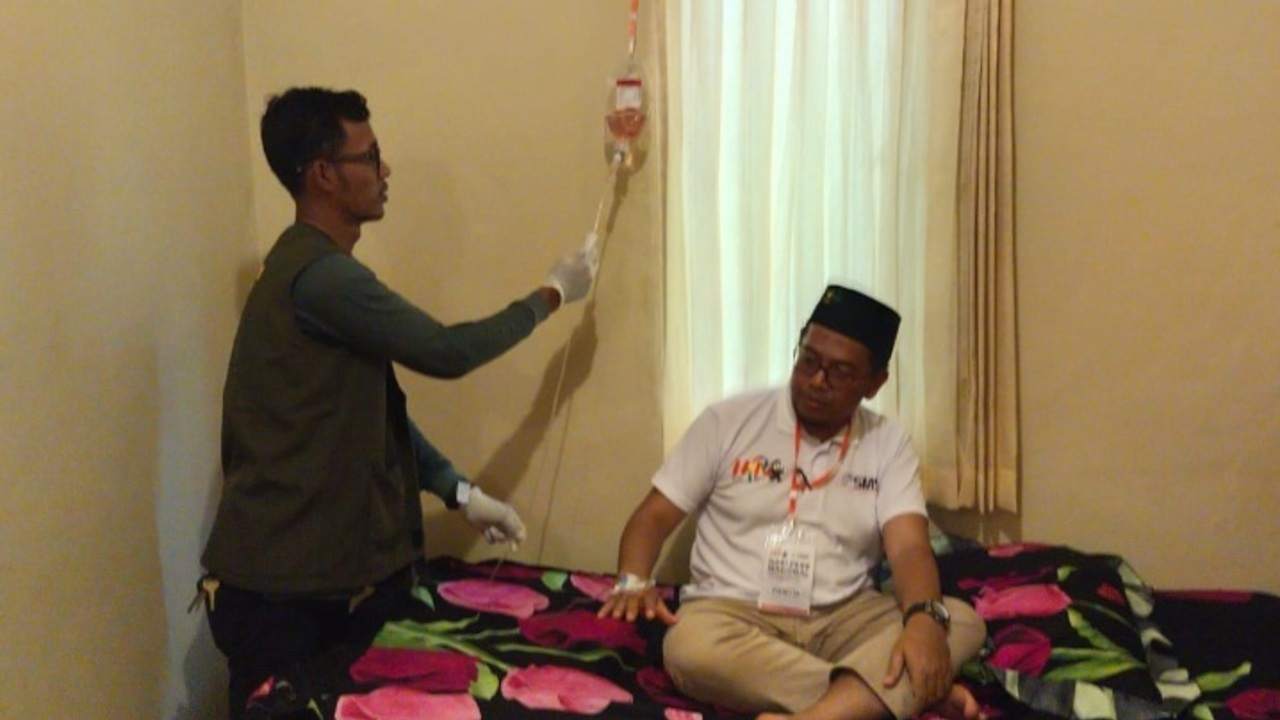 Peserta HPN 2026 Kelelahan, Tim Medis RSUD Banten Turun Tangan di Cilegon