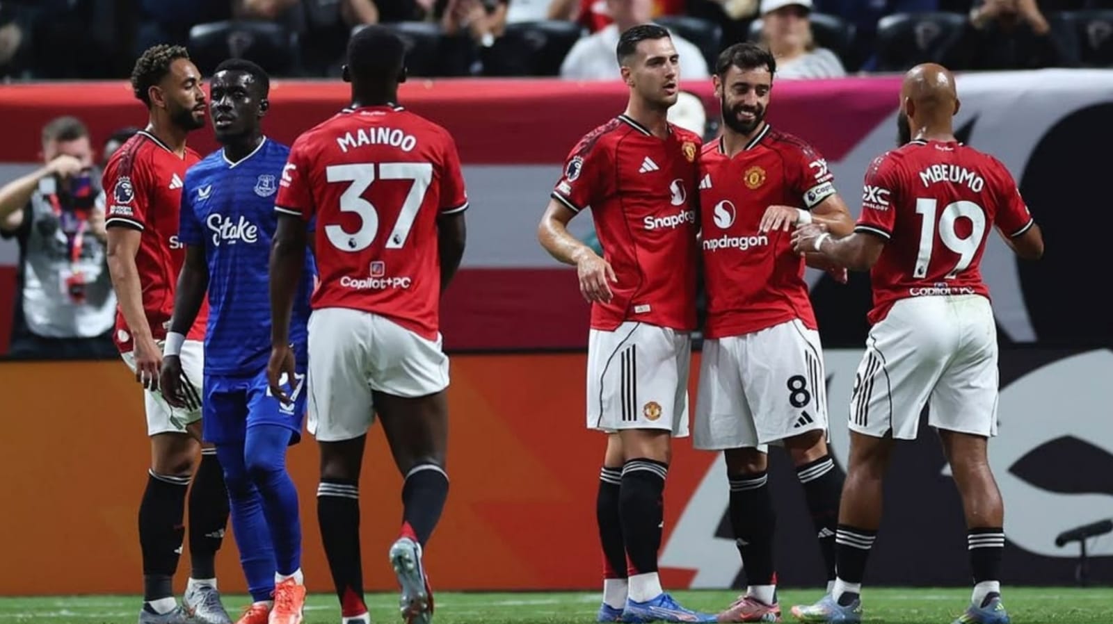 Rating Pemain Manchester United vs Everton Saat Setan Merah Bertahan Imbang 2-2 di Debut Mbeumo