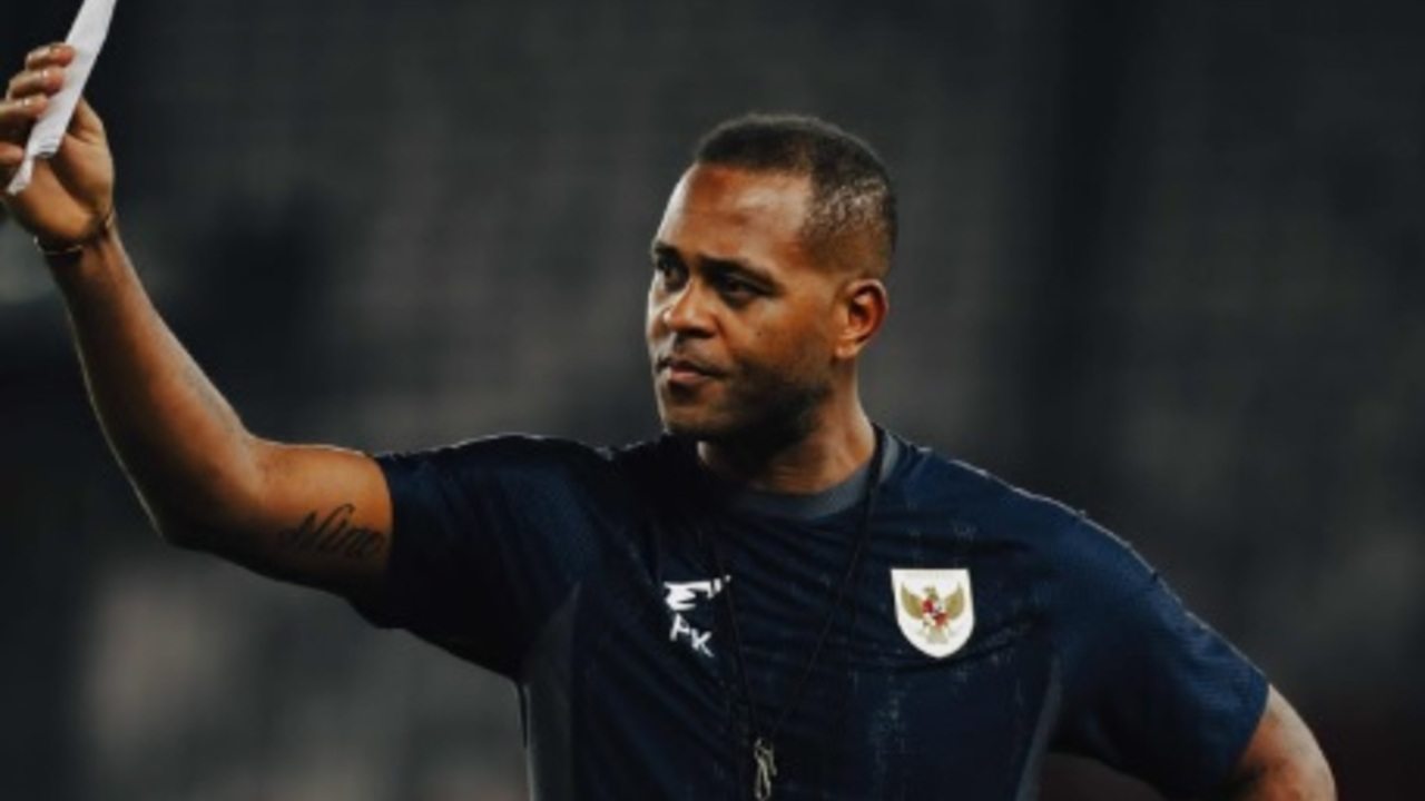 Tagar Out Trending, Masa Depan Kluivert Masih Abu-abu!