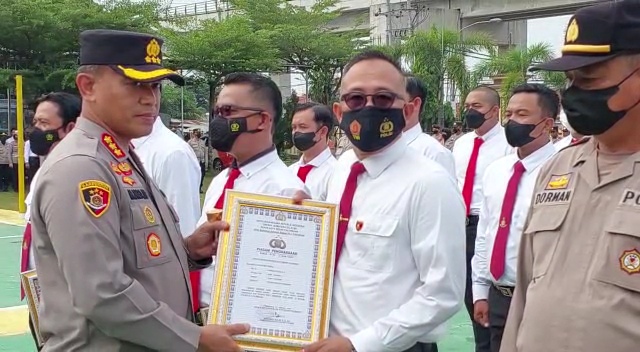 Minim Pelanggaran, Kapolrestabes Palembang Berikan Penghargaan ke Personel 