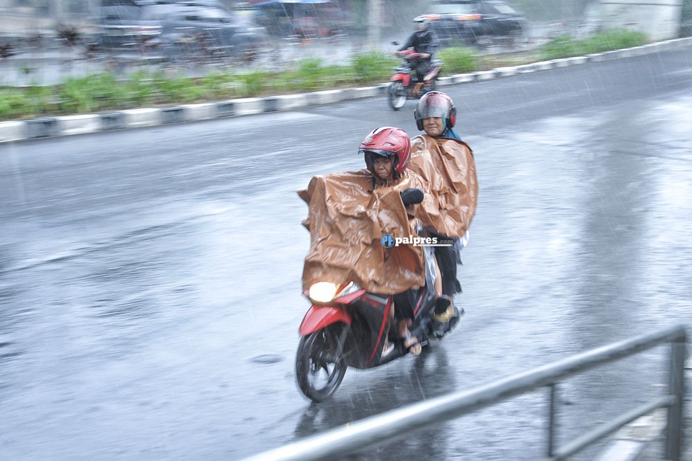 Potensi Hujan Ringan hingga Lebat Mengguyur Wilayah Sumsel Mulai Siang Hari Ini