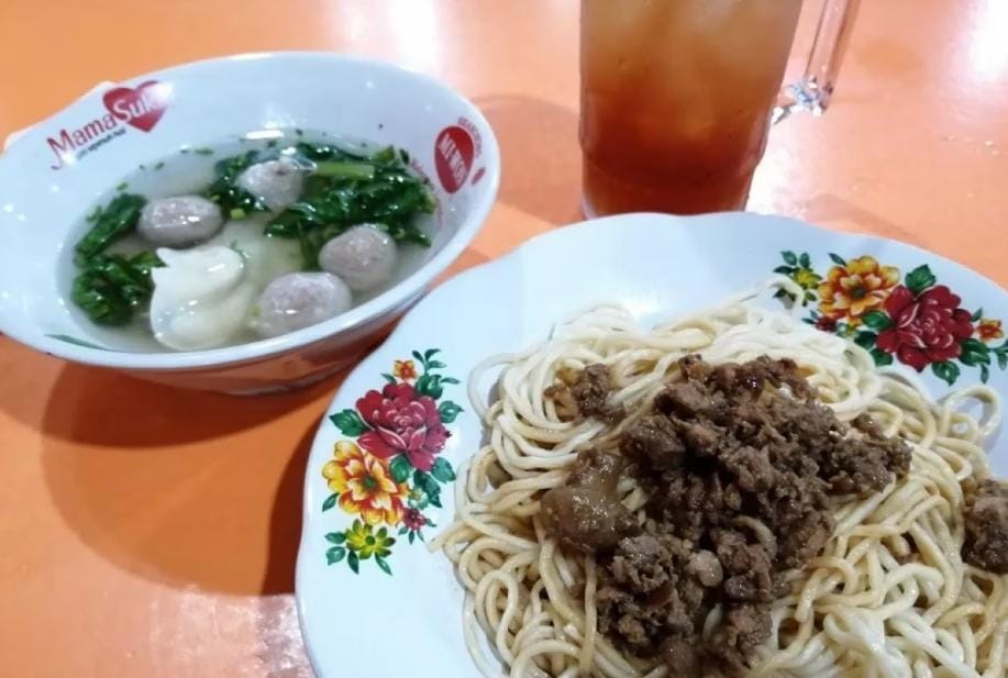 Mie Ayam Paling Legend di Palembang, Sudah Berdiri dari Tahun 1978, Hingga Kini Tetap Eksis