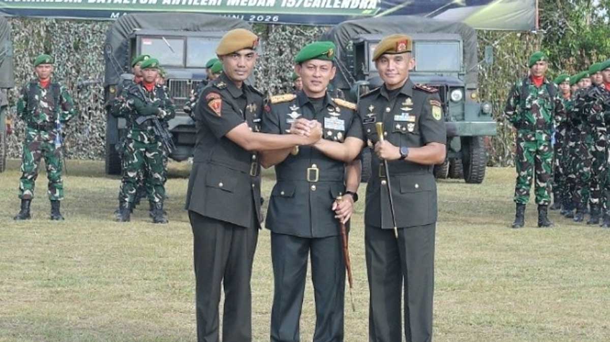 Resmi Berganti! Mayjen TNI Ujang Darwis Pimpin Langsung Sertijab Danyonarmed 15/Cailendra Martapura