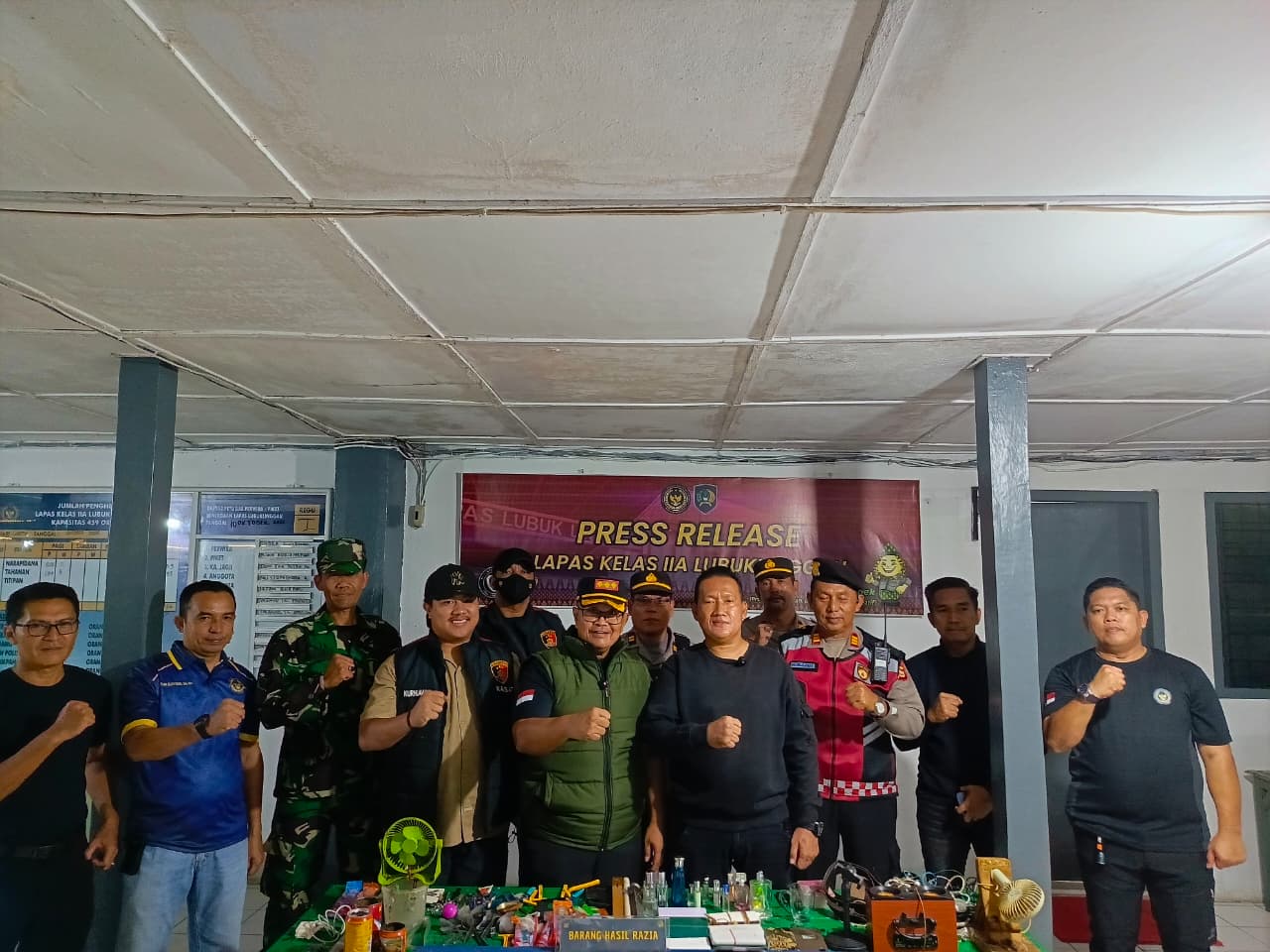 Wujud Nyata Komitmen Jaga Keamanan, Lapas Lubuk Linggau Gelar Razia Gabungan Bersama TNI dan Polri