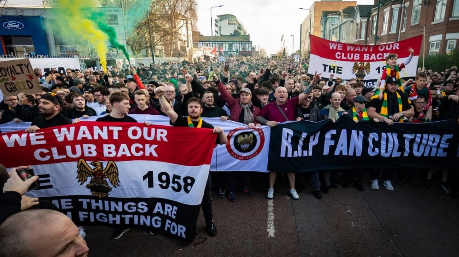 Suporter Manchester United Gelar Demo di 17 Agustus Menentang Jim Ratcliffe