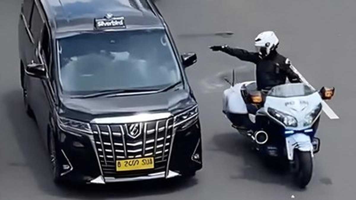 Patwal Mobil RI-36 Jadi Sorotan, Begini Aturan Pengawalan Menurut Polri!