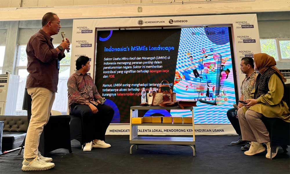 Telkom Indonesia Bantu Tingkatkan Daya Saing UMKM di Era Digital, Hadir di Puncak Hari UMKM Nasional 2024