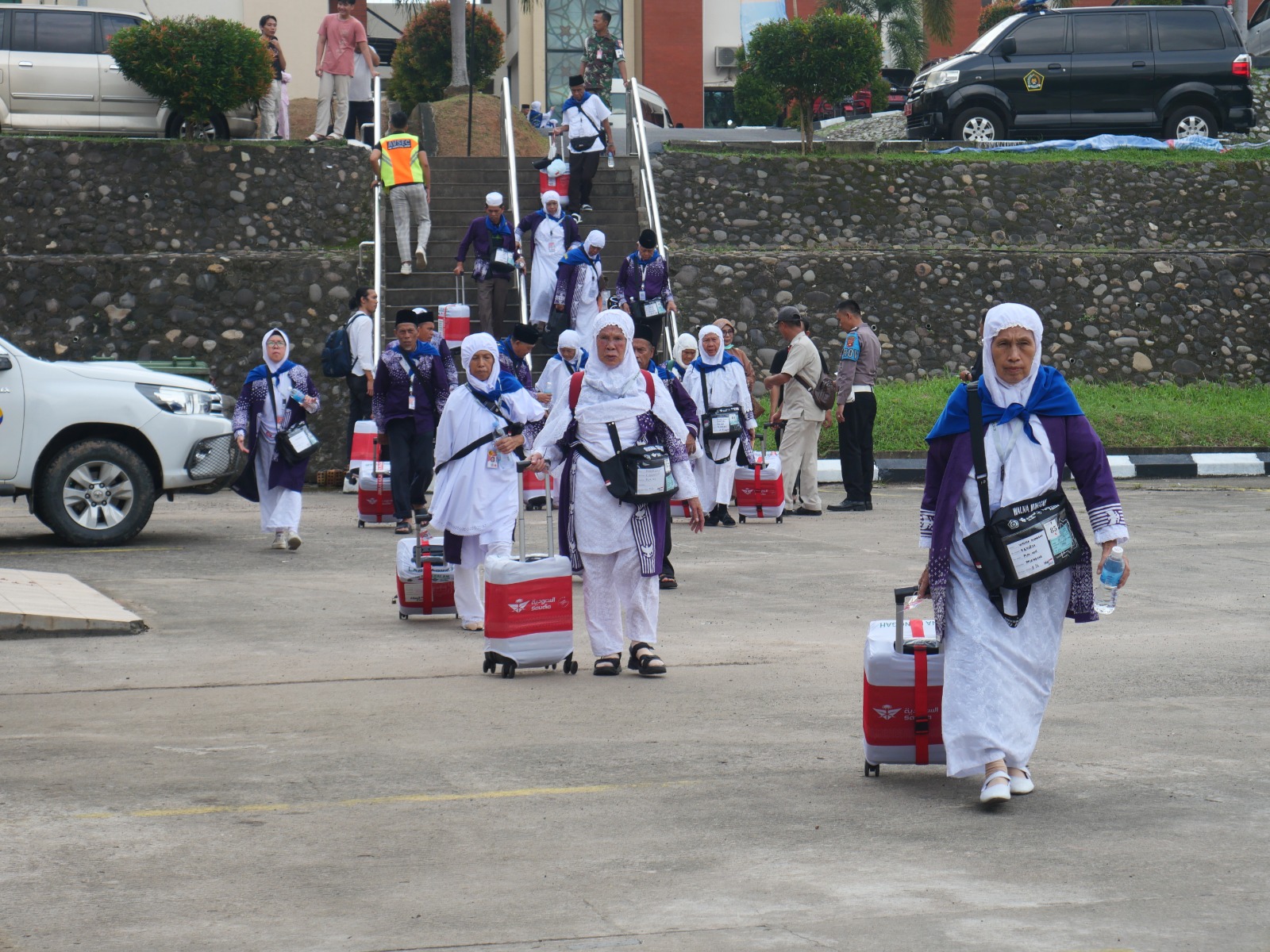 Cuaca Madinah Panas, Jemaah Haji Embarkasi Palembang Diminta Hemat Energi