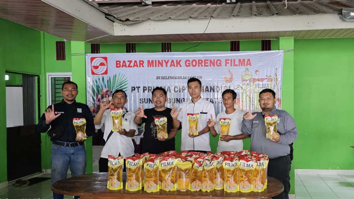 Membantu Banget! 3 Perusahaan Sawit di Lahat Sebar 9.588 Liter Minyak Goreng Murah