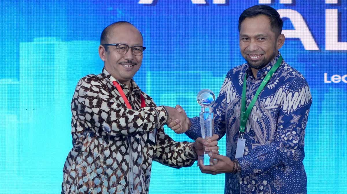 Bukit Asam Raih Juara I Kategori Perusahaan Go Publik Non Keuangan di Annual Report Awards 2024