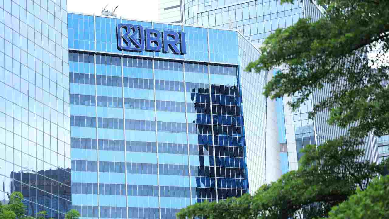 Kelas Dunia! BRI Dinobatkan Sebagai Perusahaan Publik Terbesar di Indonesia dalam Daftar Forbes Global 2000  