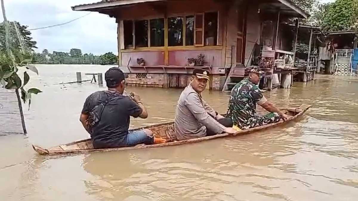 Banjir di Prabumulih, 1.482 KK dan Ratusan Rumah Terendam, Warga Mengungsi di Tanah Abang PALI