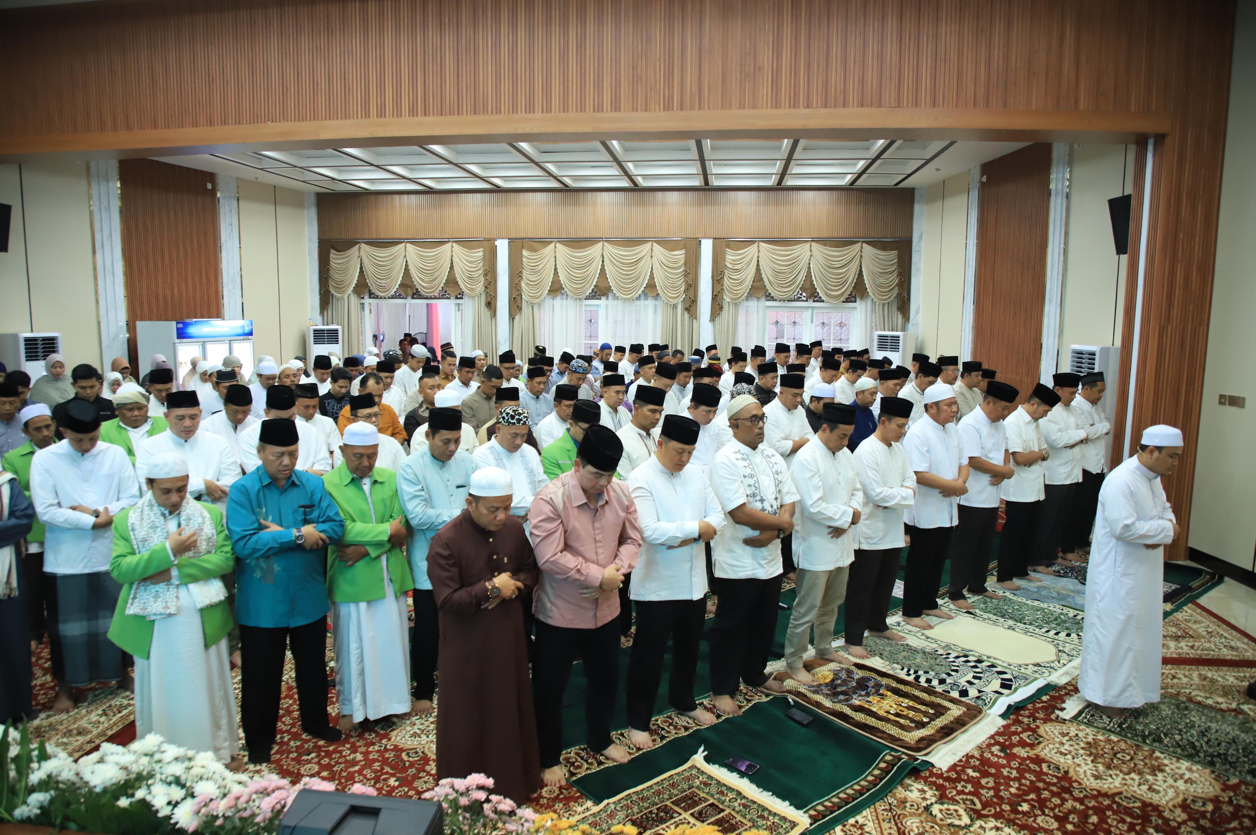 Jadwal Sholat 5 Waktu untuk Wilayah Palembang dan Sekitarnya Hari Ini 23 Maret 2025