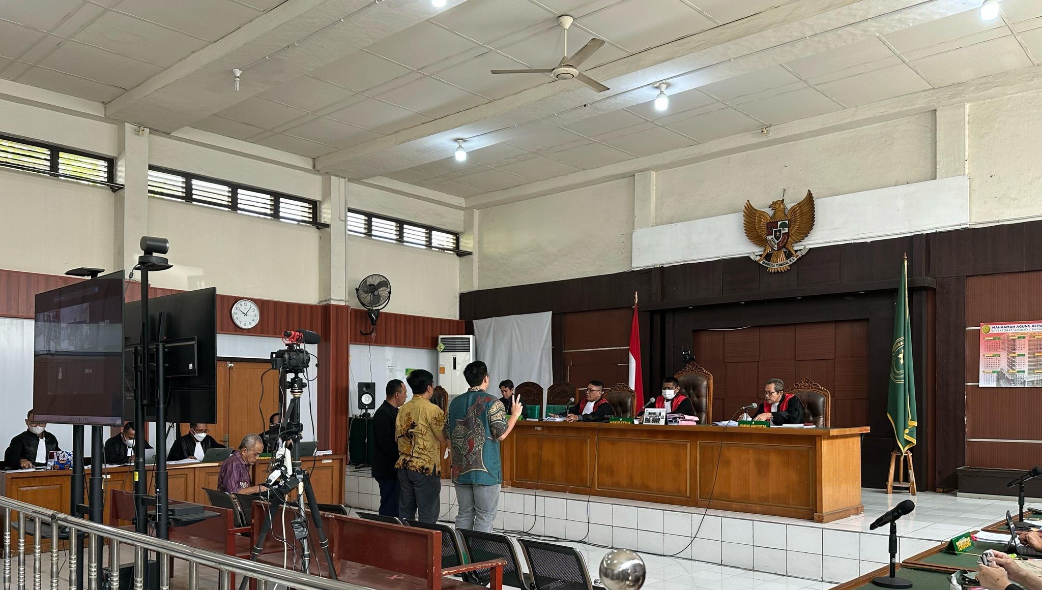 Pembayaran Vendor Pekerjaan Retrofit Sistem Sootblowing Dieksekusi Oleh Perusahaan Milik Hengky Pribadi 