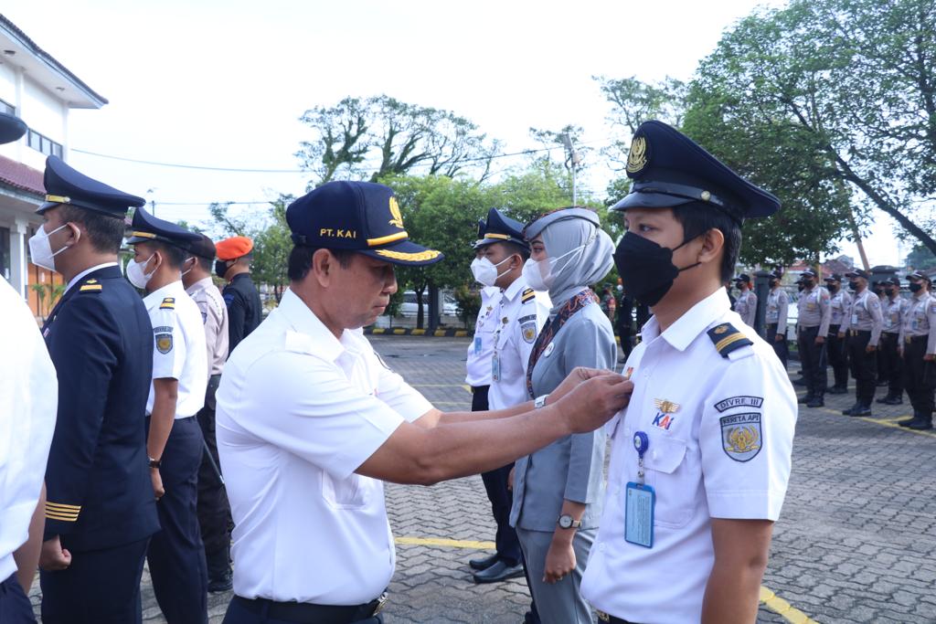 Apel Gelar Pasukan Tanda Hari Pelaksanaan Masa Posko Nataru PT KAI