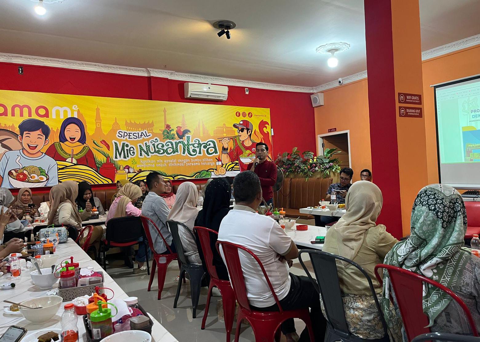 Hadirkan Platform OKIMart, Dewan Dekranasda Kabupaten OKI Dorong Pertumbuhan Ekonomi Lokal