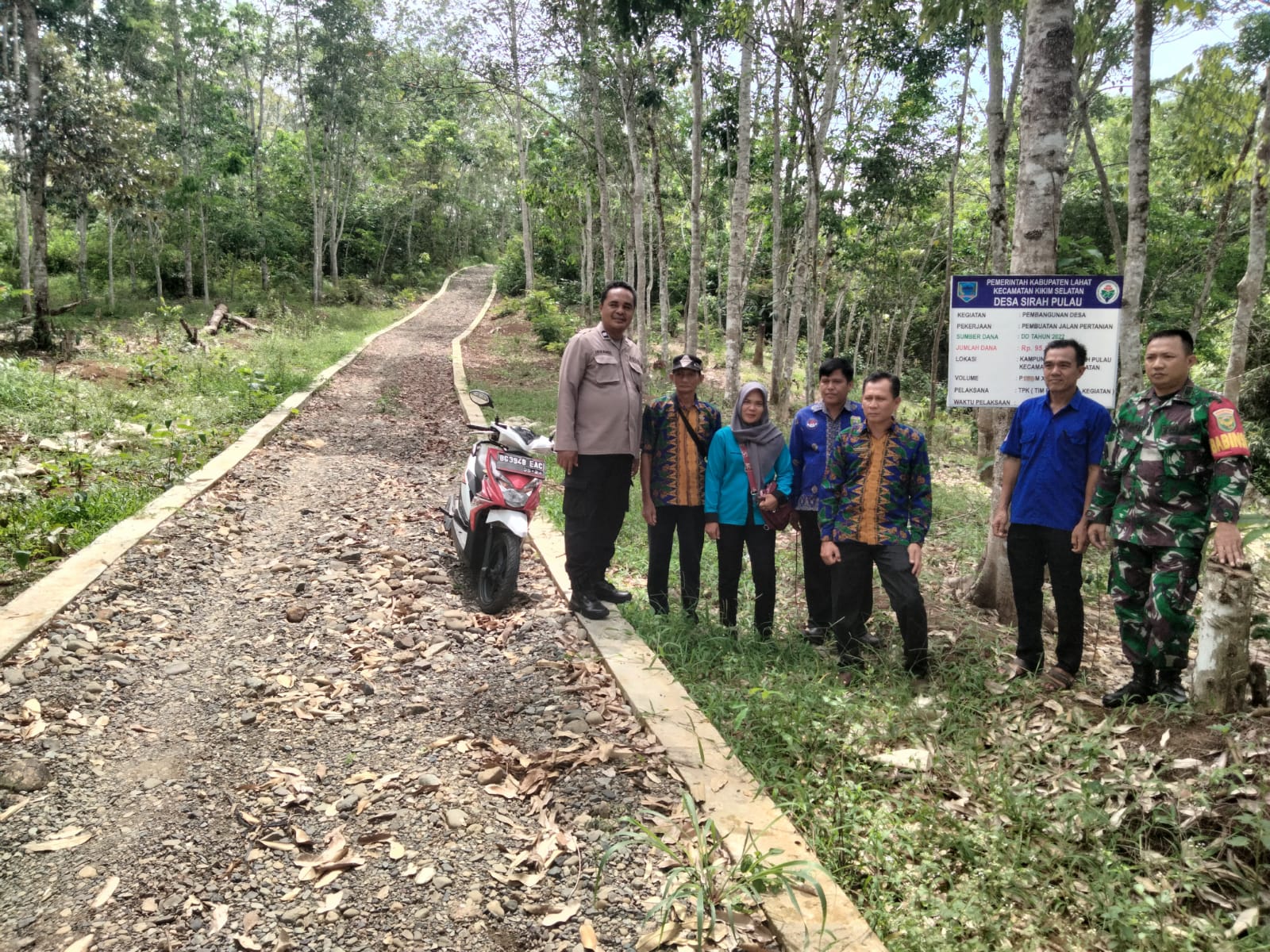 Tim Monev Sambangi Desa Sirah Pulau Kabupaten Lahat, Ini yang Bakal Dilakukan