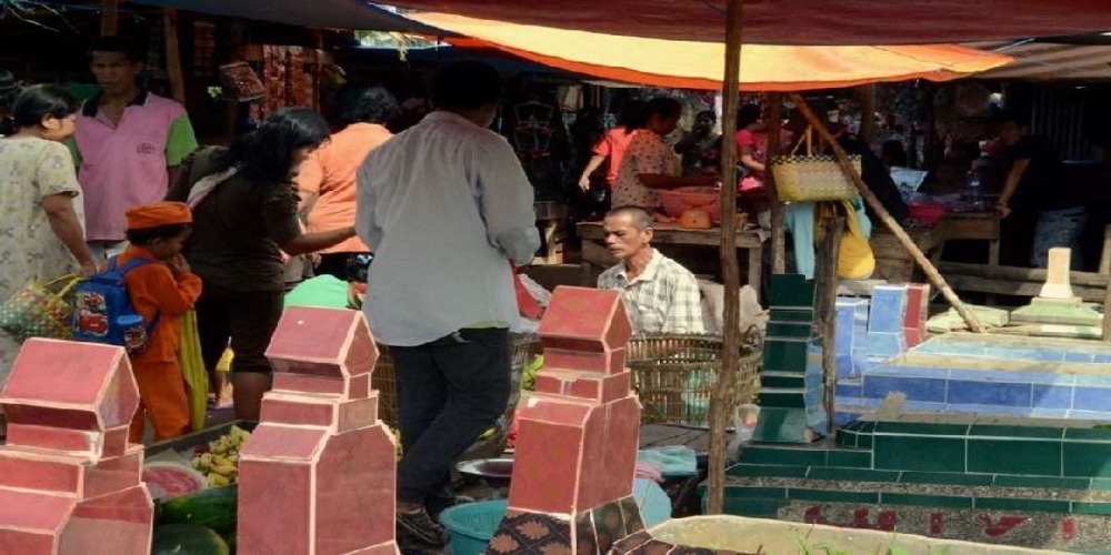 Berada Ditengah Kuburan, Pasar Unik di Palembang Ini Berdiri Sejak 2004, Pengunjungnya Ramai?