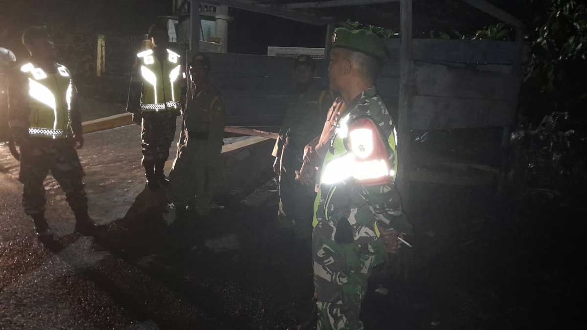 Sinergi Babinsa dan Satkamling dalam Menciptakan Sistem Keamanan Desa Mandiri