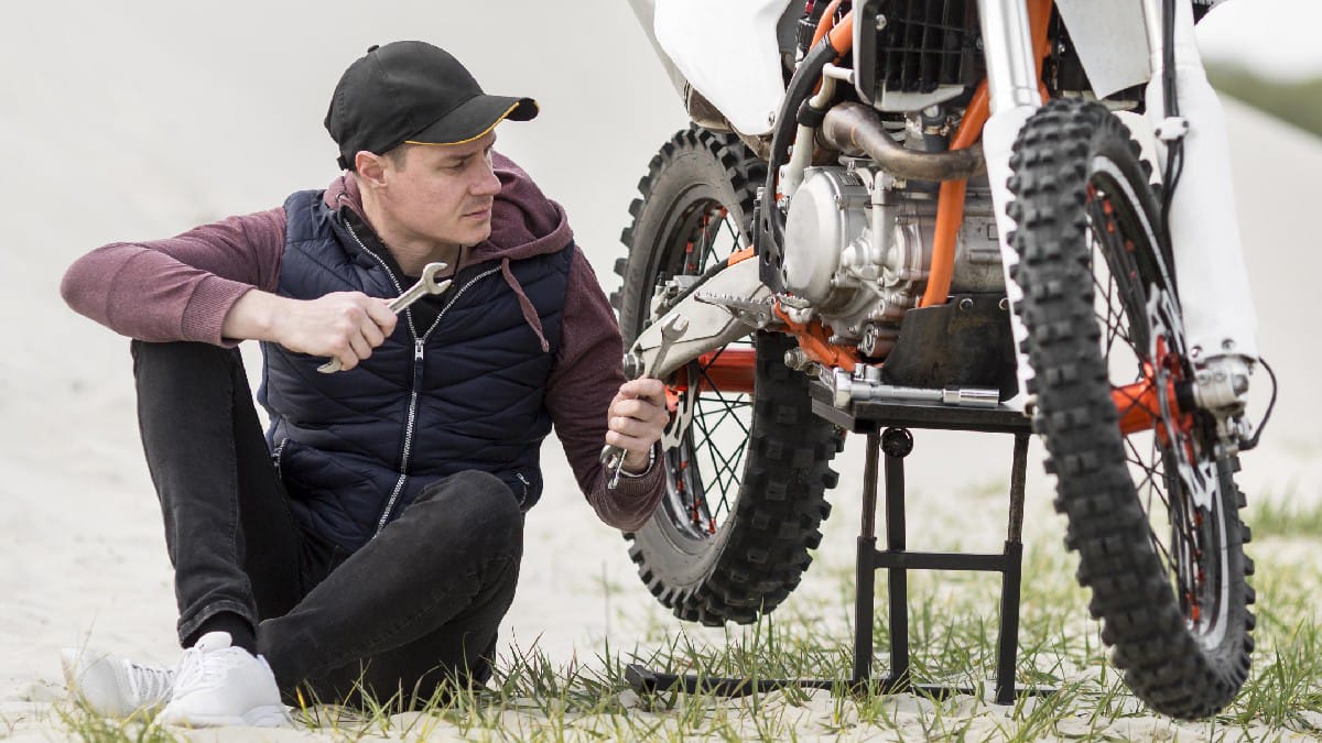 Jangan Sampai Kelupaan! Inilah Beberapa Tanda Mesin Motor Kamu Telah Rusak