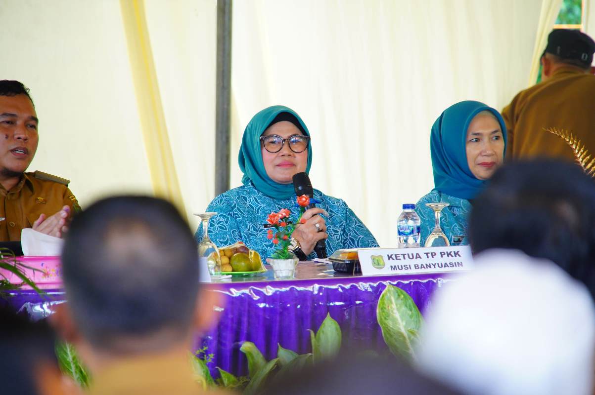 Ketua TP PKK Muba Lakukan Pembinaan 10 Program Pokok PKK di Jirak Jaya