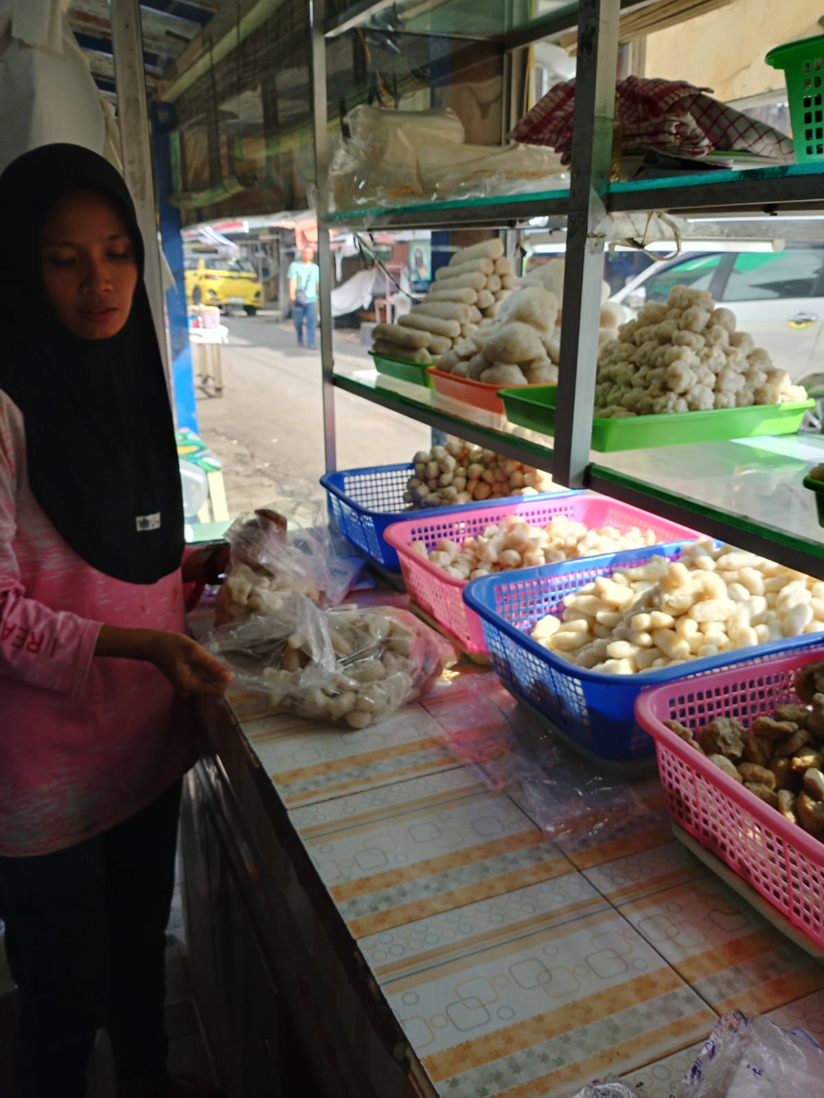 Palembang Surganya Pempek, 5 Tempat Makan Ini Hadirkan Pempek Harga Rp 1000an Dengan Rasa Otentik