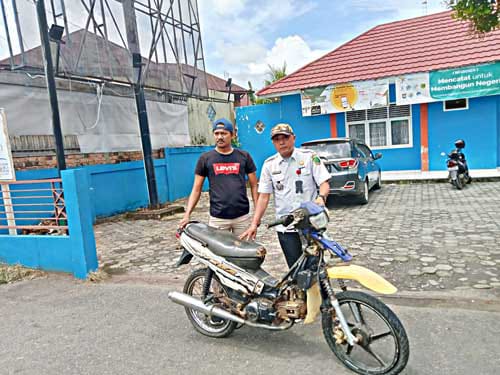 Sadar Masalah Hukum Warga Serahkan Motor ‘Bodong’