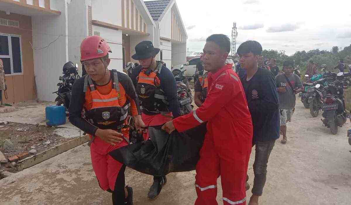 5 Jam Tenggelam, Tim SAR Gabungan Temukan Jasad Bocah Ini di Dasar Sungai Borang Palembang