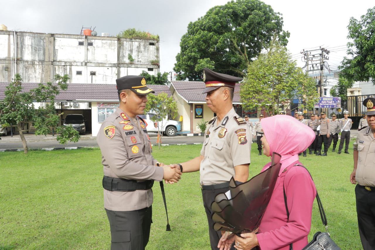 Selamat! 56 Personel Polres Lubuk Lingau Naik Pangkat