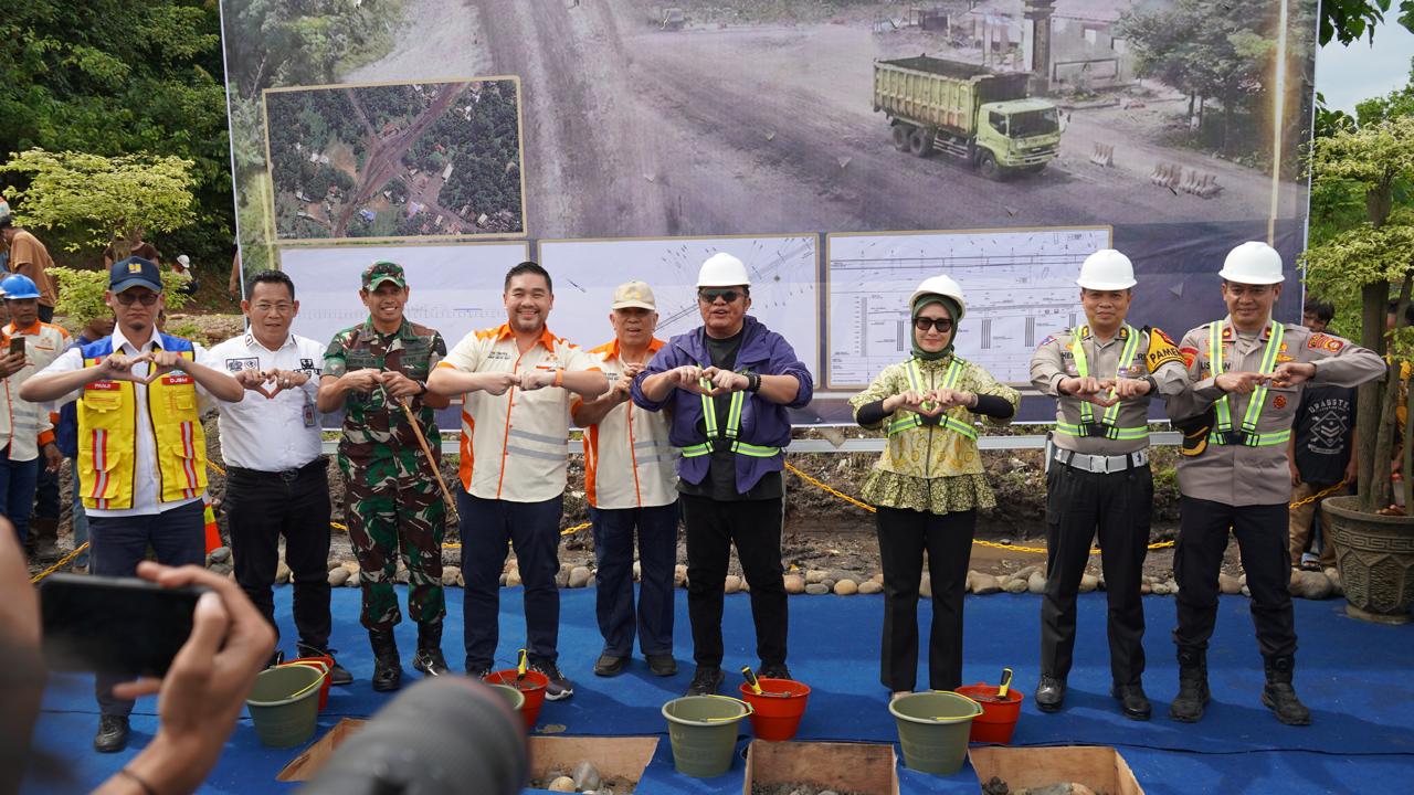 Dukung Infrastruktur Daerah, Gubernur Sumsel Puji Pembangunan Flyover KM 111 Jalan PT Servo Lintas Raya