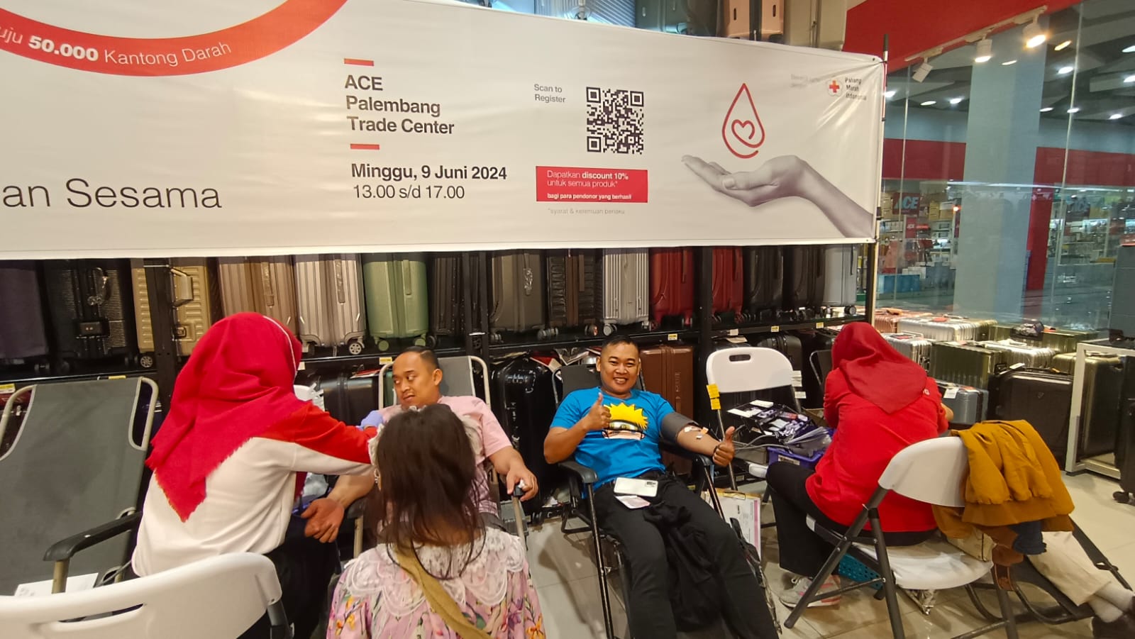 Sambut Hari Donor Darah Internasional, Kawan Lama Group Ajak Masyarakat Palembang Donor Darah
