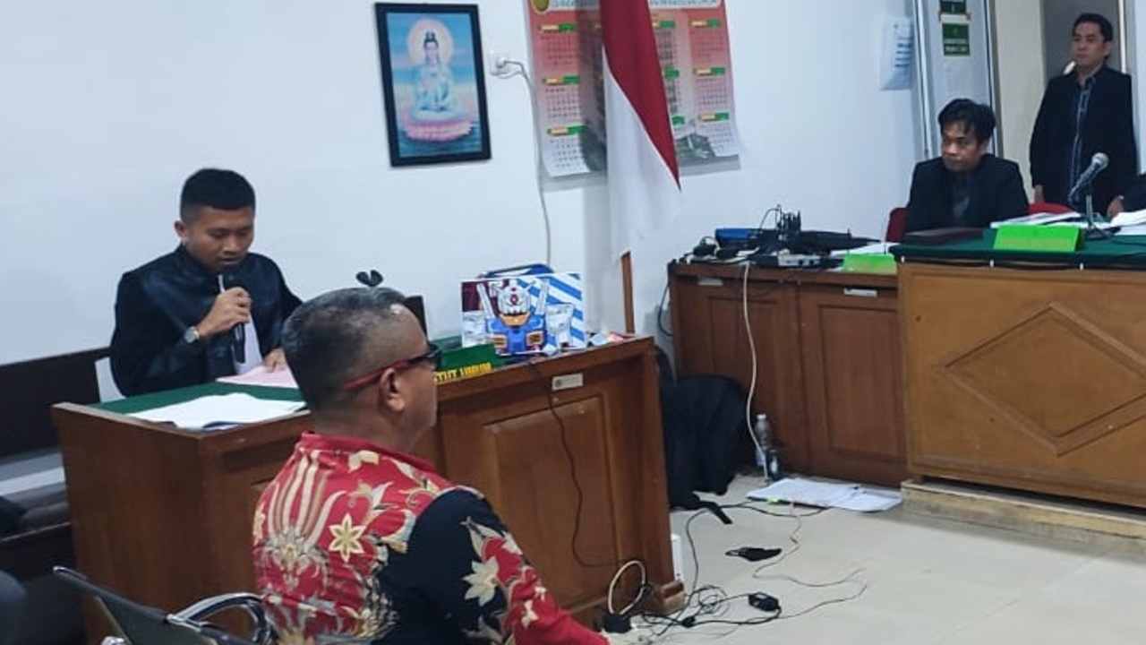 Terjerat Dugaan Korupsi Dana Desa, Oknum Kades Lubuk Mas Dituntut Penjara 5 Tahun 6 Bulan