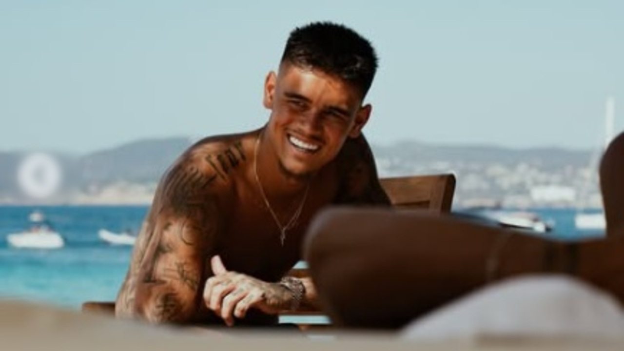 Batal Hengkang! Bek Timnas Indonesia Mees Hilgers Lanjutkan Karier di FC Twente