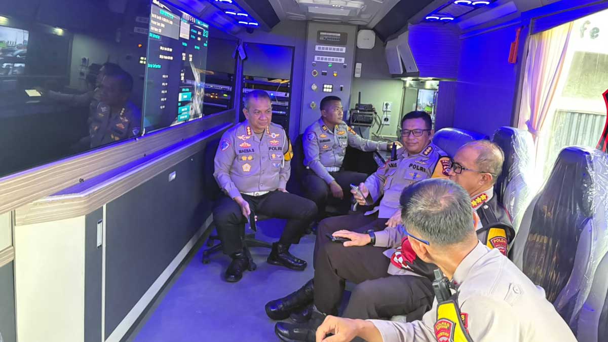 Transformasi Digital Polri: Mengintip Kecanggihan Mobile Command Center Polda Sumsel dalam Mengunci Arus Mudik