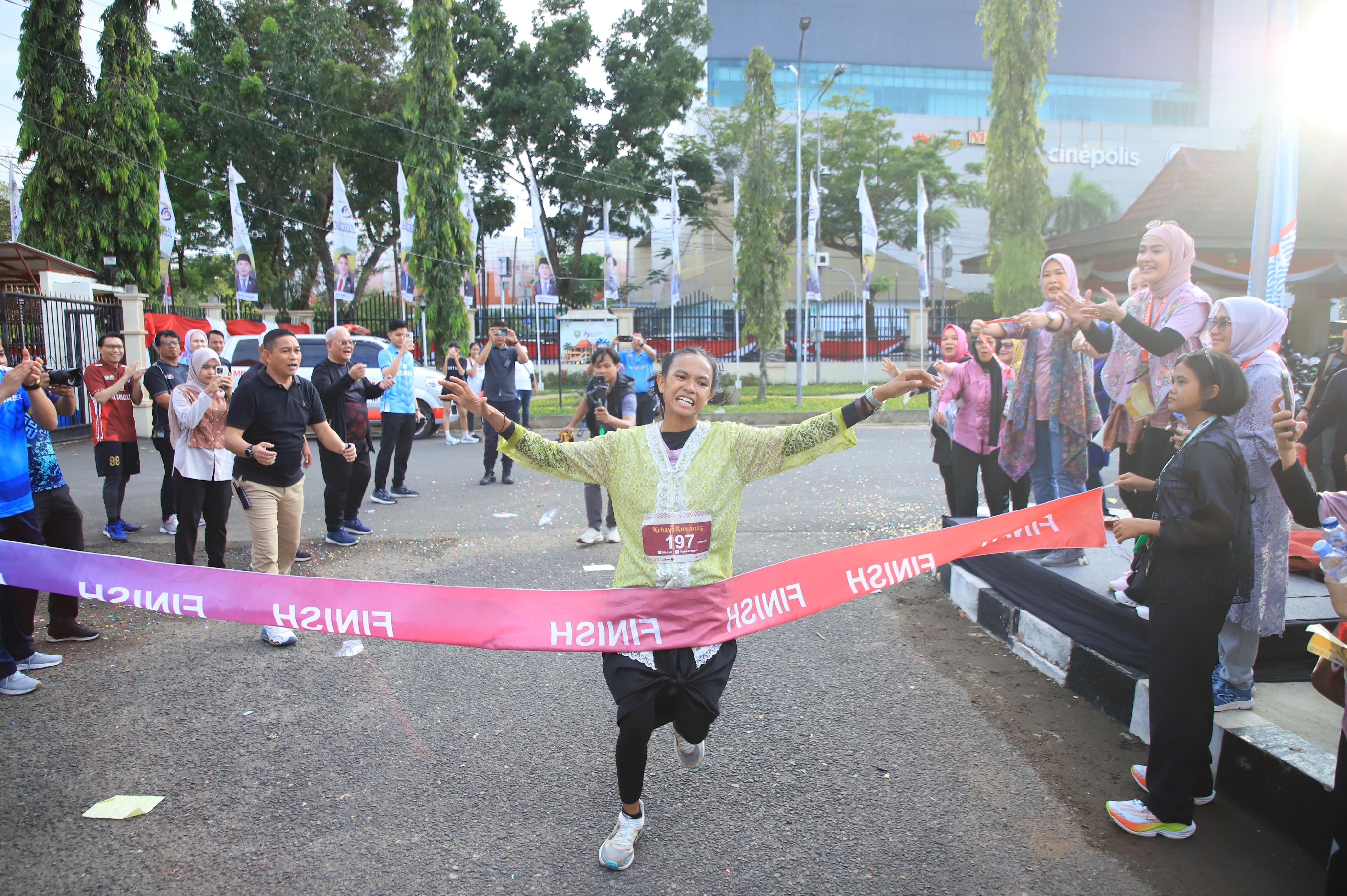 Kebaya Run 2025 Warnai Peringatan HUT ke-79 Sumsel dan Hari Kartini