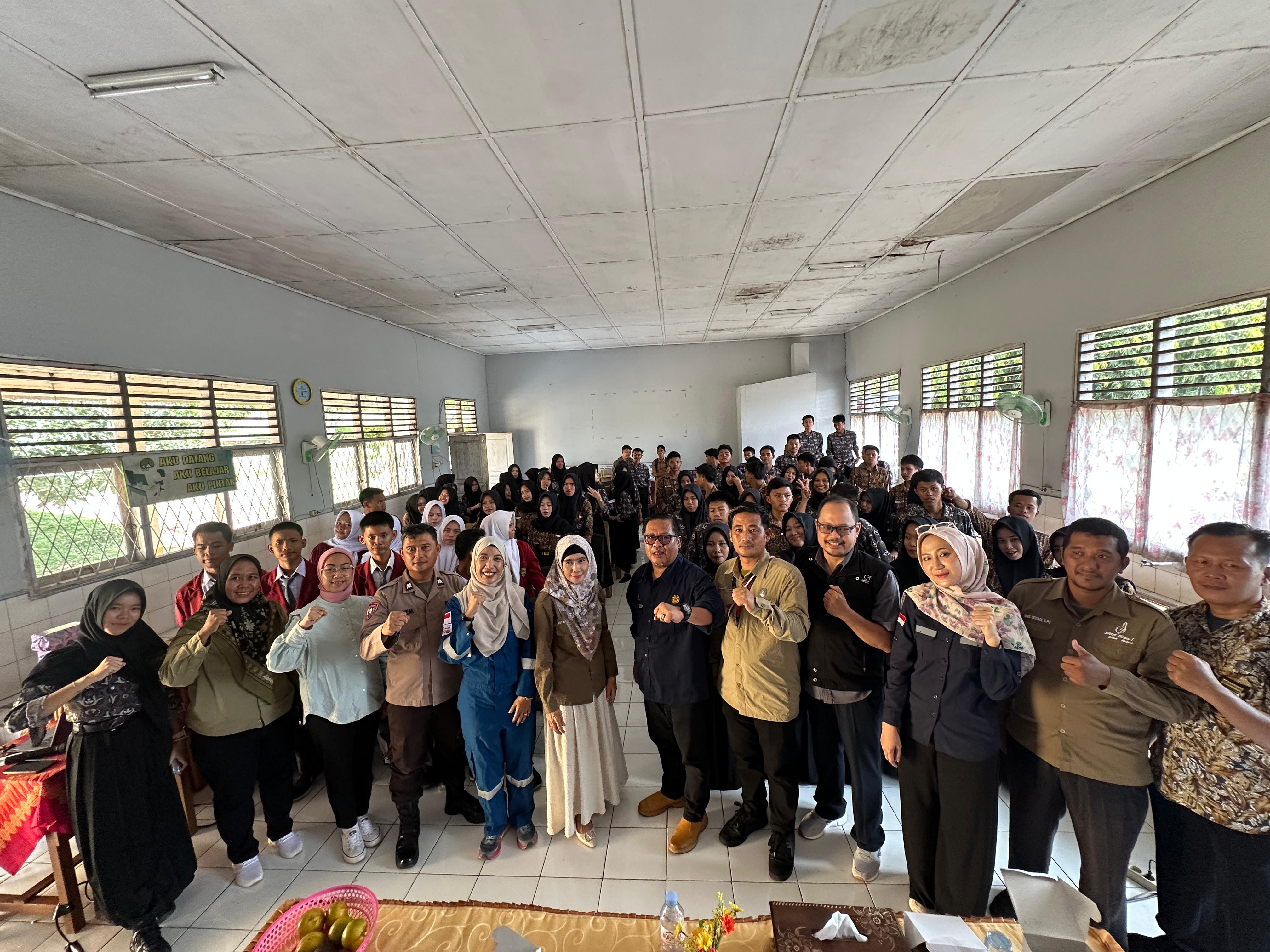 SKK Migas - Medco E&P Gelar Hulu Migas Road to School di Kecamatan Lais, yuk SImak Liputannya